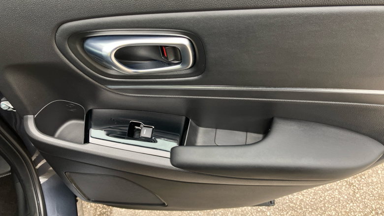 Honda HR-V 1.5 eHEV Advance 5dr CVT Hybrid Hatchback